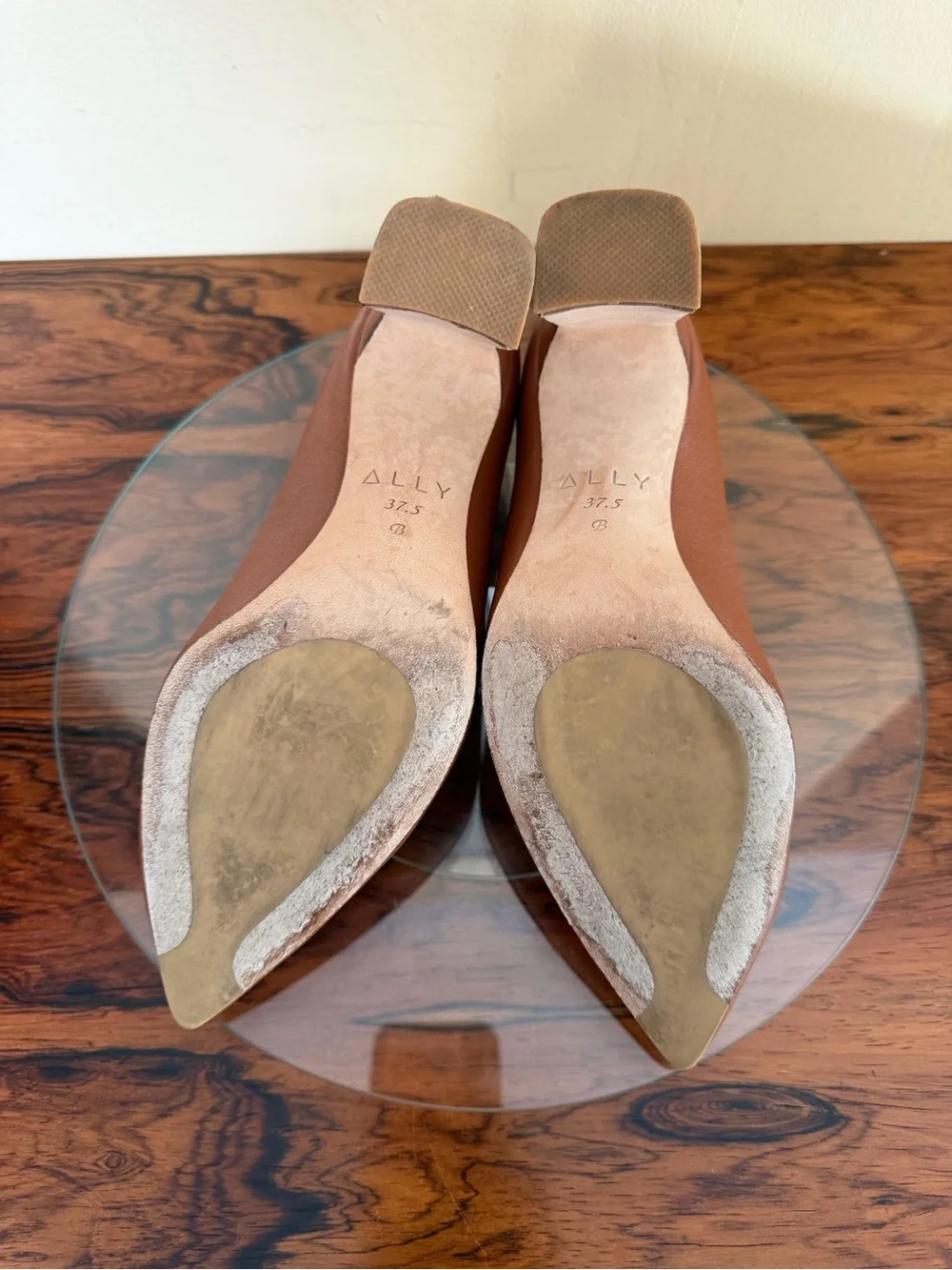 ALLY Shoes Caramel Brown Leather Pointed Block Heel Pumps 37.5B / US 7 7.5
